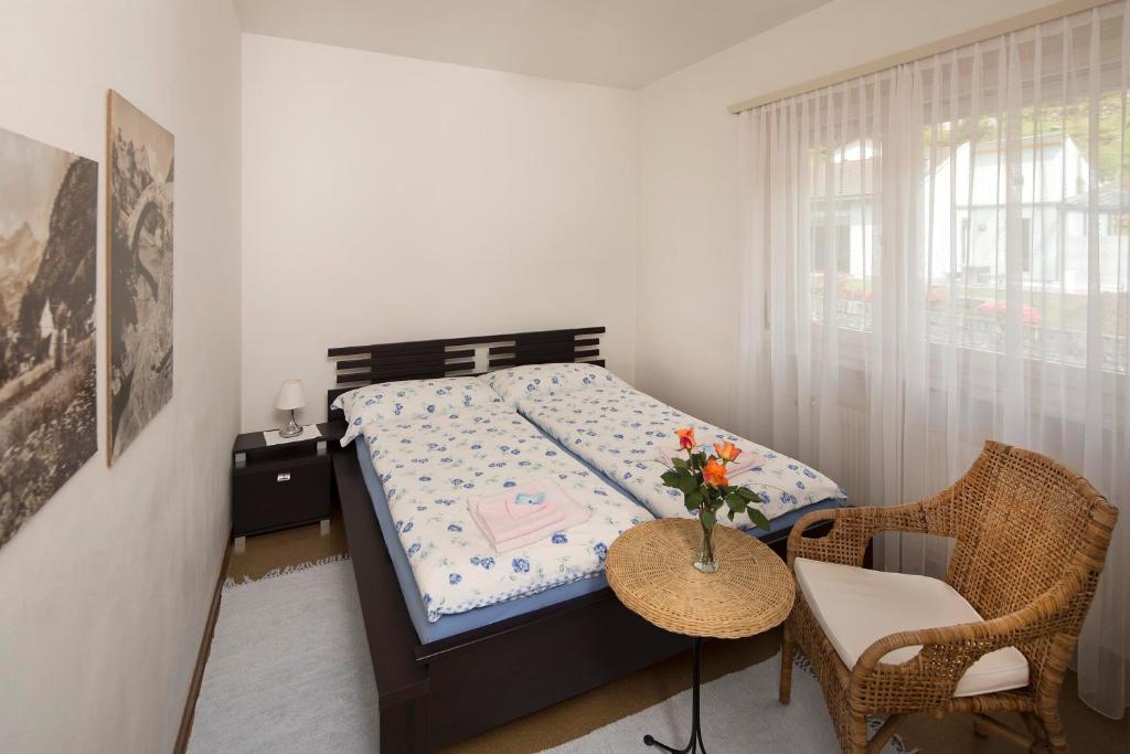Hotel Al Lago Vogorno Habitación foto