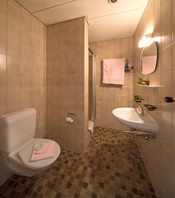 Hotel Al Lago Vogorno Habitación foto